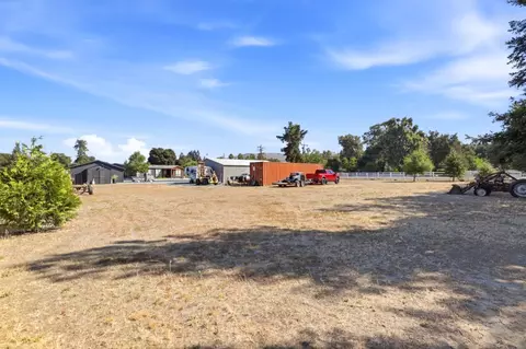 Exterior - 8885 New Ave, Gilroy, CA 95020 photo 12 of 15