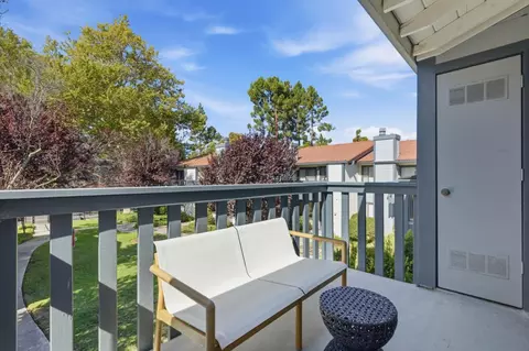 Exterior - 168 Granada Dr, Mountain View, CA 94043 photo 3 of 6