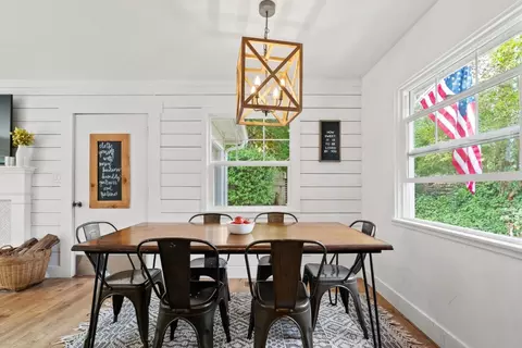 Dining - 4000 Glen Haven Rd, Soquel, CA 95073 photo 3 of 3