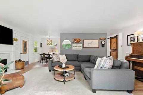 Living - 4000 Glen Haven Rd, Soquel, CA 95073 photo 5 of 10