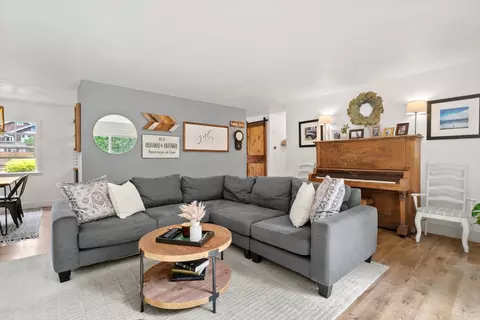 Living - 4000 Glen Haven Rd, Soquel, CA 95073 photo 6 of 10