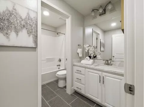 Bath - 1506 Bond St, Milpitas, CA 95035 photo 4 of 4