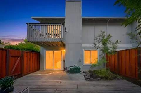Exterior - 114 Granada Dr, Mountain View, CA 94043 photo 28 of 31