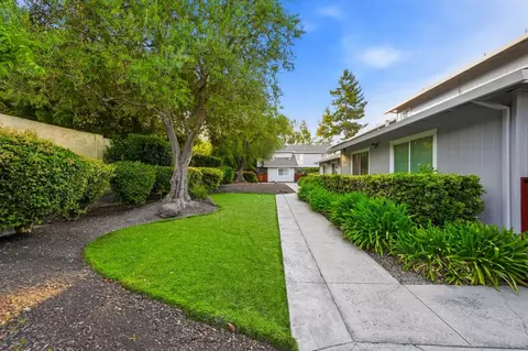 Exterior - 114 Granada Dr, Mountain View, CA 94043 photo 23 of 31