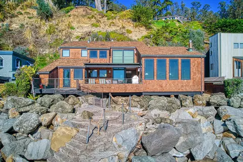 Exterior - 10 Potbelly Beach Rd, Aptos, CA 95003 photo 2 of 6