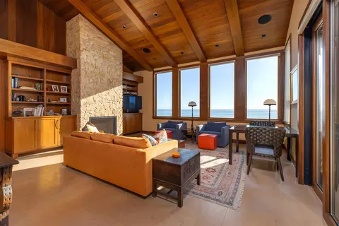 Living - 10 Potbelly Beach Rd, Aptos, CA 95003 photo 1 of 3
