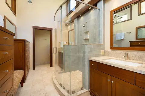 Bath - 10 Potbelly Beach Rd, Aptos, CA 95003 photo 5 of 5