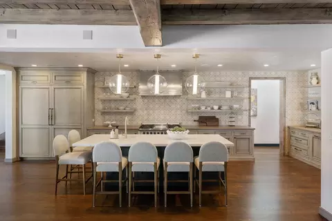 Kitchen - 810 Lombardi Ln, Hillsborough, CA 94010 photo 1 of 3