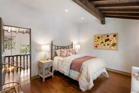 Bedroom - 810 Lombardi Ln, Hillsborough, CA 94010 photo 6 of 6