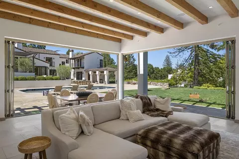 Living - 810 Lombardi Ln, Hillsborough, CA 94010 photo 5 of 5