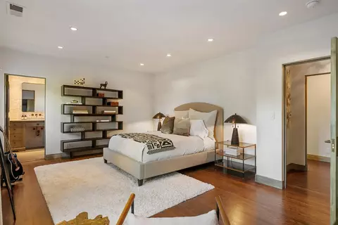 Bedroom - 810 Lombardi Ln, Hillsborough, CA 94010 photo 4 of 6