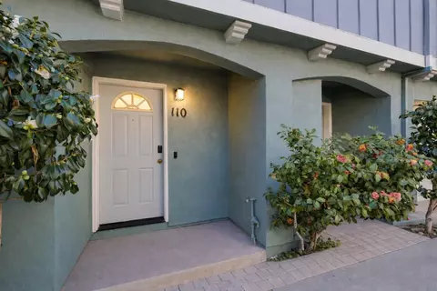 110 Library Ln, Santa Cruz, CA 95062