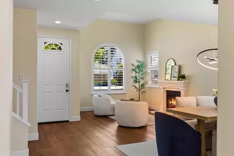 Entry Way - 4305 Peninsula Point Dr, Seaside, CA 93955 photo 1 of 2