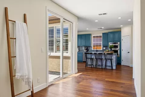 Entry Way - 4305 Peninsula Point Dr, Seaside, CA 93955 photo 2 of 2