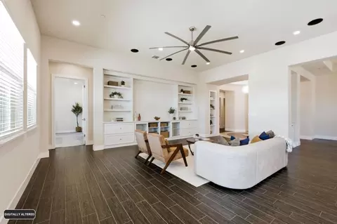 Living - 1436 Freestone Rd, Manteca, CA 95337 photo 2 of 4
