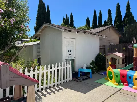 143-145 N Humboldt St, San Mateo, CA 94401 photo 3