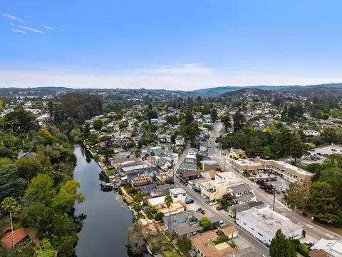 View/Area - 709 Gilroy Dr, Capitola, CA 95010 photo 3 of 4