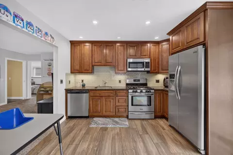 Kitchen - 836 Oddstad Blvd, Pacifica, CA 94044 photo 9 of 9