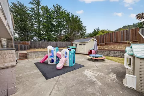 Exterior - 836 Oddstad Blvd, Pacifica, CA 94044 photo 6 of 11