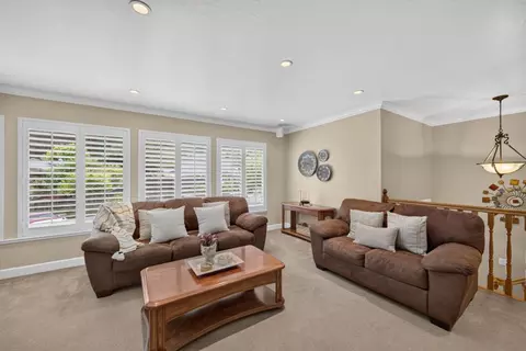 Living - 836 Oddstad Blvd, Pacifica, CA 94044 photo 4 of 5