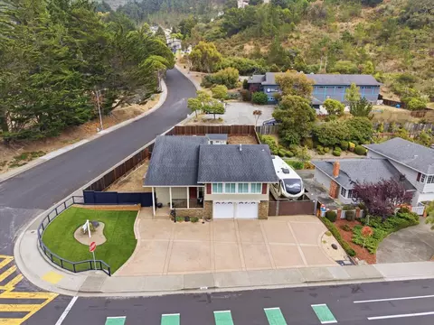 View/Area - 836 Oddstad Blvd, Pacifica, CA 94044 photo 1 of 10