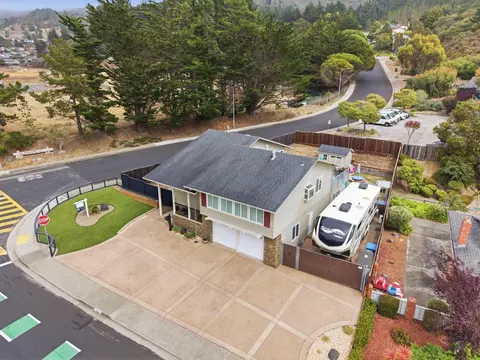 View/Area - 836 Oddstad Blvd, Pacifica, CA 94044 photo 6 of 10