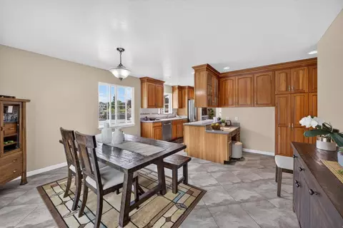 Dining - 836 Oddstad Blvd, Pacifica, CA 94044 photo 3 of 3