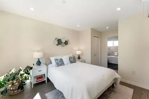 Bedroom - 808 Pine St, Oakland, CA 94607 photo 3 of 4