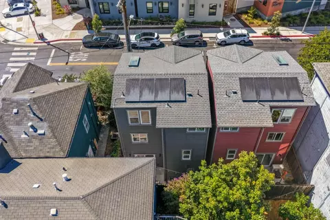 View/Area - 808 Pine St, Oakland, CA 94607 photo 2 of 5