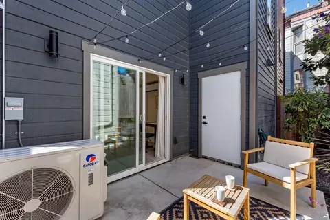 Exterior - 808 Pine St, Oakland, CA 94607 photo 3 of 8