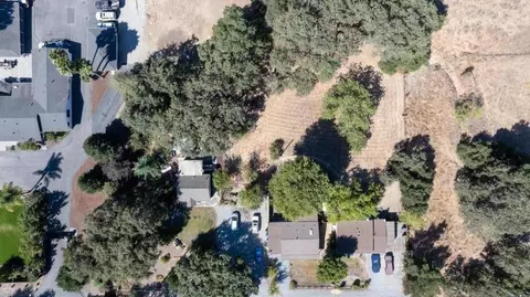 View/Area - 11705 Foothill Ave, Gilroy, CA 95020 photo 3 of 9