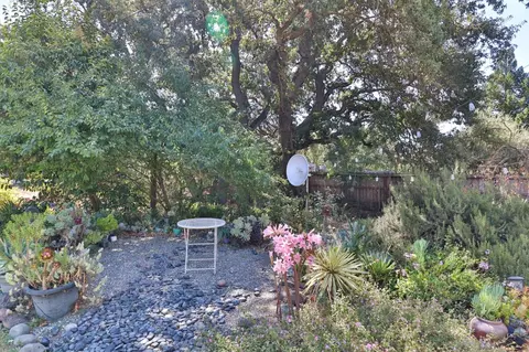 Exterior - 11705 Foothill Ave, Gilroy, CA 95020 photo 9 of 42