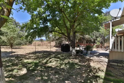 Exterior - 11705 Foothill Ave, Gilroy, CA 95020 photo 23 of 42