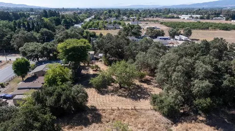 View/Area - 11705 Foothill Ave, Gilroy, CA 95020 photo 1 of 9
