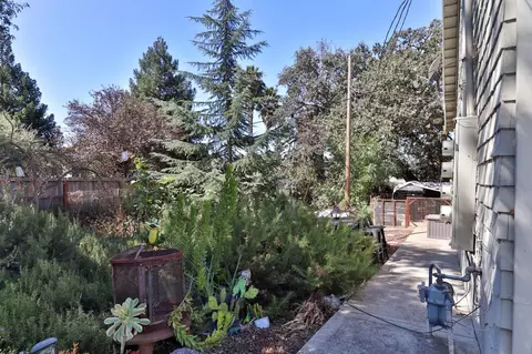 Exterior - 11705 Foothill Ave, Gilroy, CA 95020 photo 8 of 42