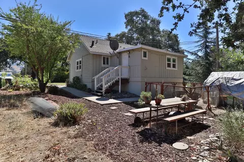 Exterior - 11705 Foothill Ave, Gilroy, CA 95020 photo 12 of 42