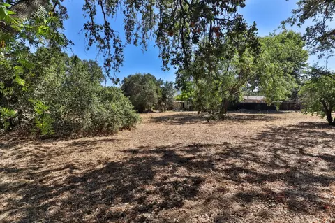 Exterior - 11705 Foothill Ave, Gilroy, CA 95020 photo 37 of 42