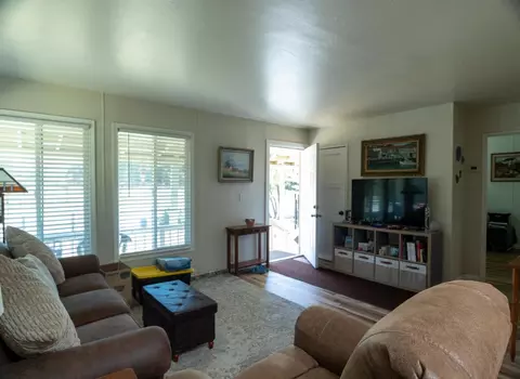 Living - 11705 Foothill Ave, Gilroy, CA 95020 photo 5 of 8