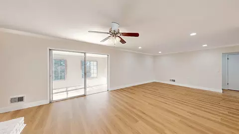 Living - 100 Pedras Rd, Turlock, CA 95382 photo 6 of 11