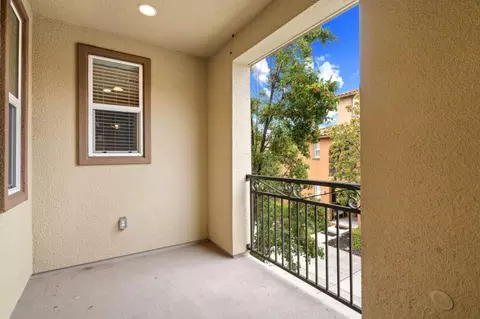 Exterior - 5300 Fioli Loop, San Ramon, CA 94582 photo 2 of 7