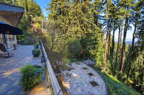 Exterior - 26 Big Tree Rd, Woodside, CA 94062 photo 6 of 6