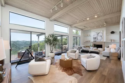 2 Franciscan Rdg, Portola Valley, CA 94028