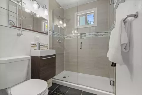 Bath - 6401 Bollinger Rd, Cupertino, CA 95014 photo 1 of 3