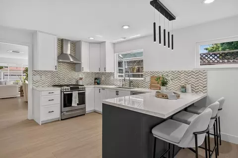 646 Bucher Ave, Santa Clara, CA 95051