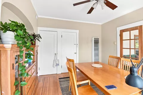 Dining - 2224 Derby St, Berkeley, CA 94705 photo 2 of 5