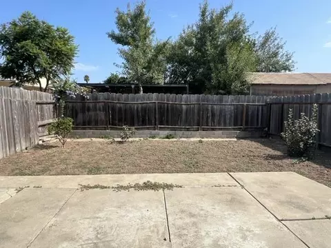 Exterior - Calaveras Dr, Salinas, CA 93906 photo 6 of 8