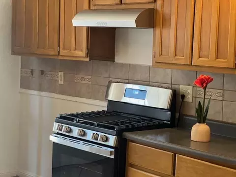 Kitchen - Calaveras Dr, Salinas, CA 93906 photo 2 of 5