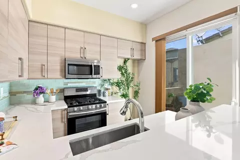 Kitchen - 886 Fascination Pl, Milpitas, CA 95035 photo 2 of 3