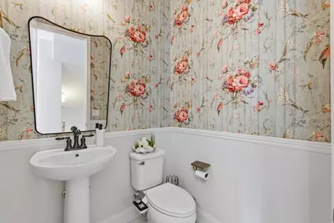 Bath - 329 Expedition Ln, Milpitas, CA 95035 photo 1 of 4