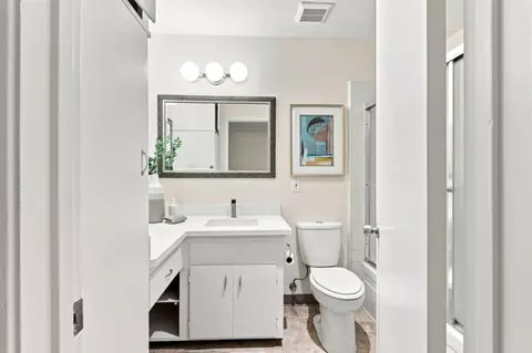 Bath - 718 Millich Dr B, Campbell, CA 95008 photo 5 of 5